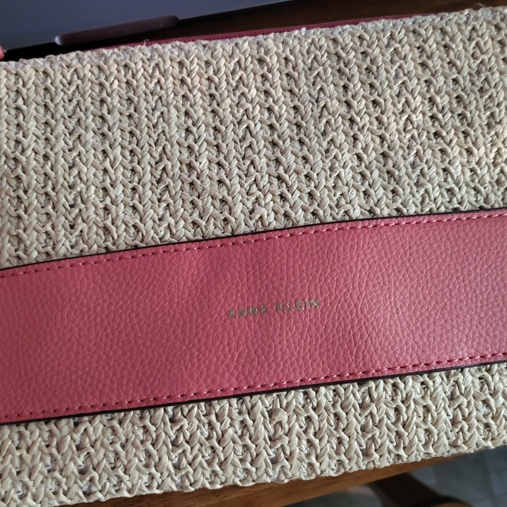 Anne Klein Curved Tote Bag - Picture 8 of 9